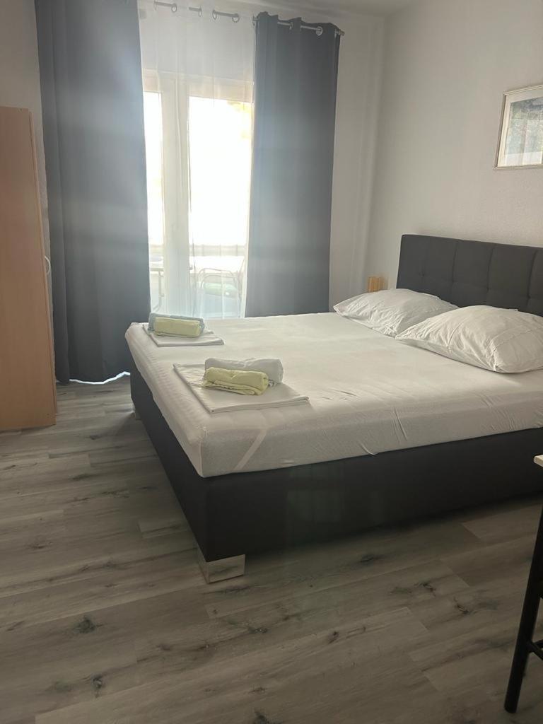 Apartmani Jukanovic Baška Voda Eksteriør billede