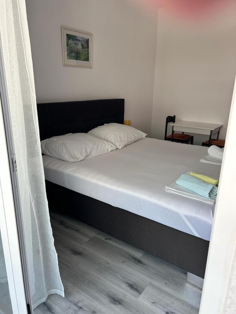 Apartmani Jukanovic Baška Voda Eksteriør billede